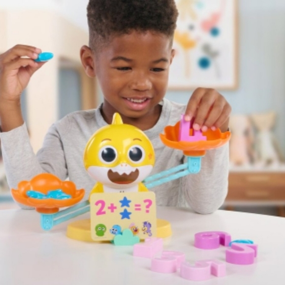 Pinkfong Babyshark Sea-Saw Educational Counting Game - Picture 4 of 10